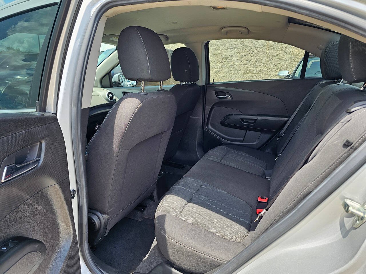 Used 2019 Chevrolet Sonic LT w/ Convenience Package FWD image 7