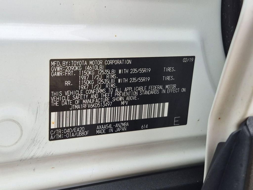 Used 2019 Toyota RAV4 XLE Premium w/ Carpet Mat Package image 33