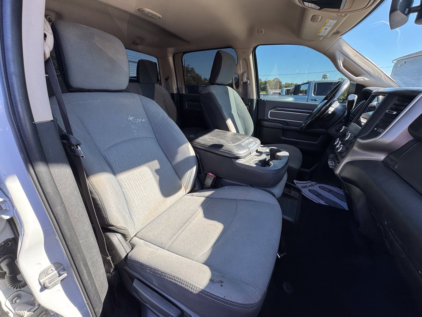 Used 2020 RAM 2500 Big Horn w/ Level 1 Equipment Group AWD/4WD image 31