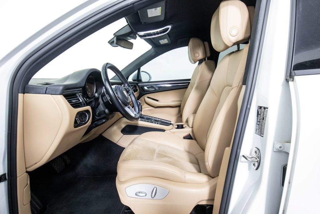 Used 2019 Porsche Macan AWD/4WD image 10