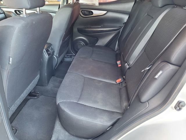 Used 2020 Nissan Rogue Sport S w/ Appearance Package FWD image 18