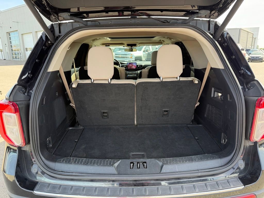 Used 2020 Ford Explorer Limited image 21