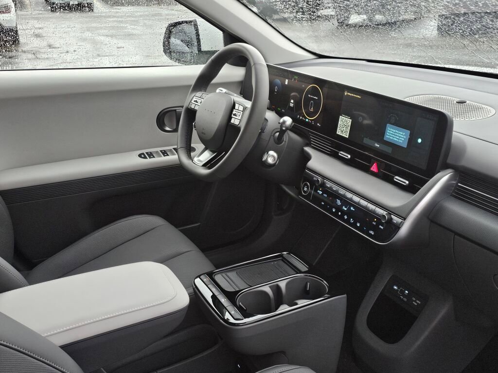 Used 2026 Hyundai Ioniq 5 SEL image 10