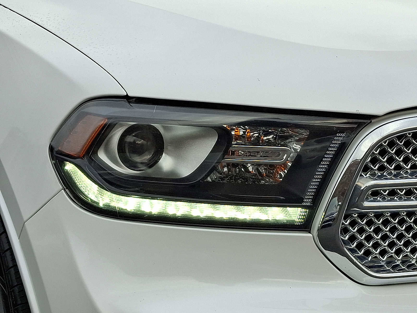 Used 2017 Dodge Durango R/T image 9