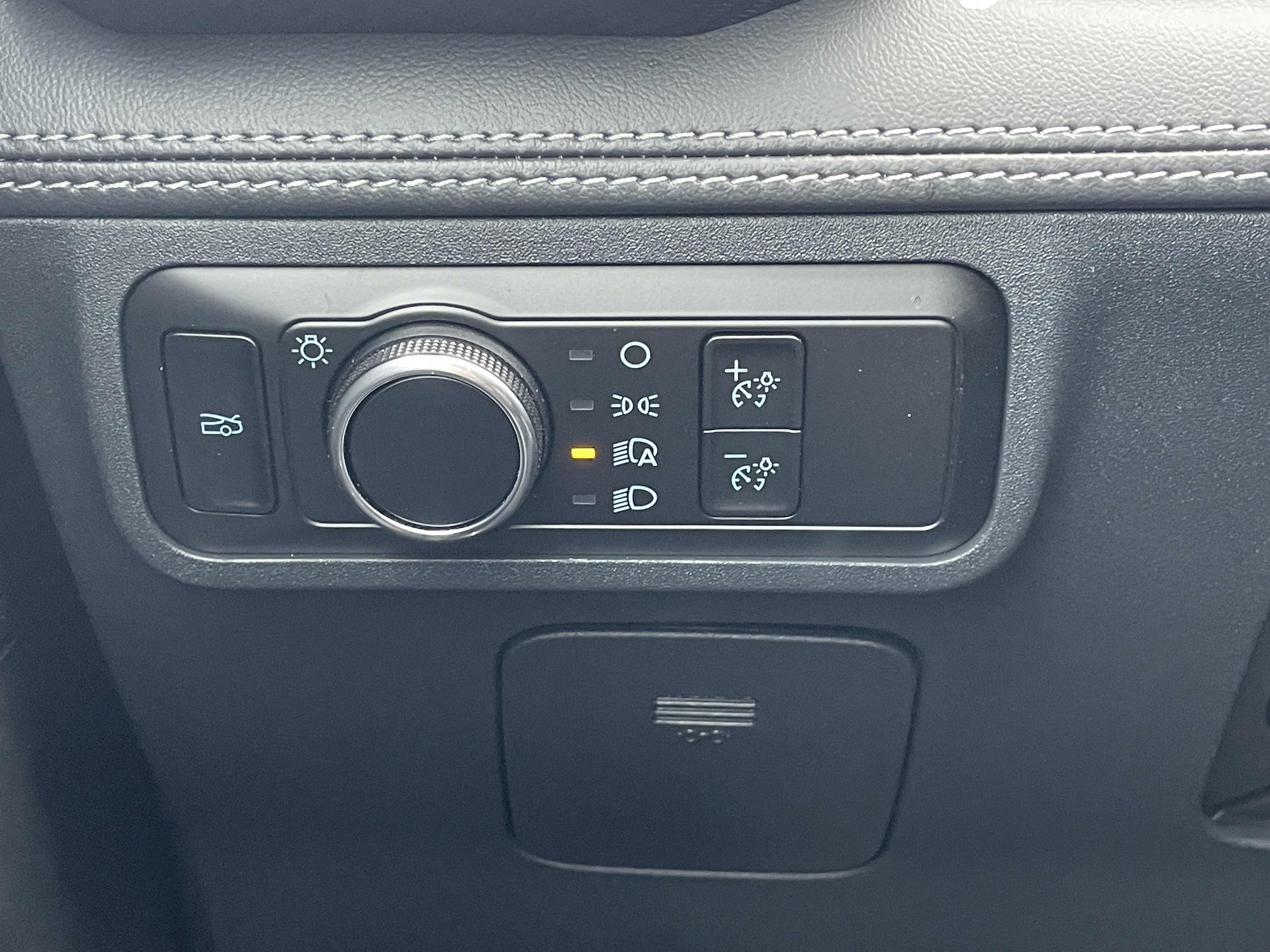 Used 2024 Ford Mustang Premium image 22