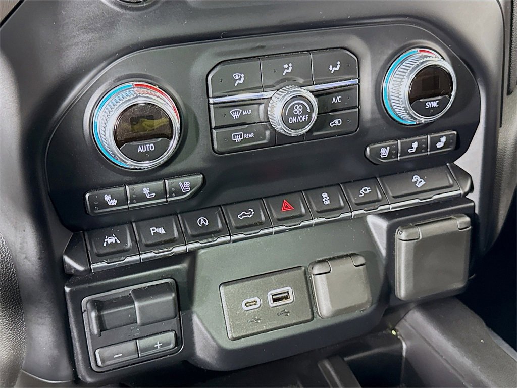 Used 2019 GMC Sierra 1500 AT4 w/ Off Road Performance Package image 23