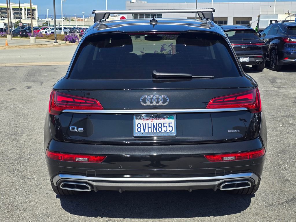 Used 2021 Audi Q5 e Premium w/ Convenience Package image 6