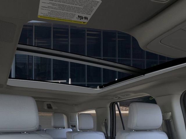 New 2025 Ford Expedition Platinum image 22