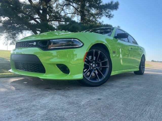 Used 2023 Dodge Charger Scat Pack w/ Navigation & Travel Group RWD image 3