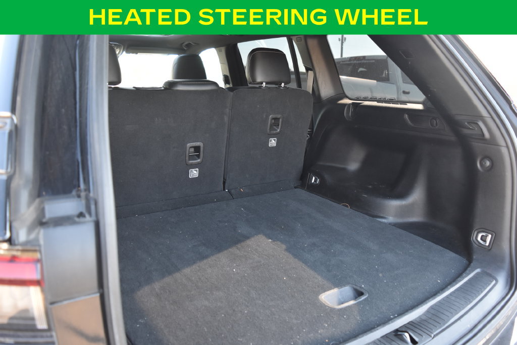 Used 2024 Jeep Grand Cherokee Altitude AWD/4WD image 13