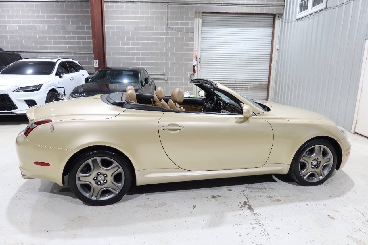 Used 2006 Lexus SC 430 Convertible w/ Preferred Accessory Pkg RWD image 5