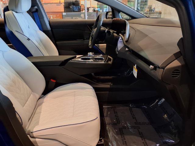New 2027 Cadillac Optiq V w/ Deep Ocean Design Edition AWD/4WD image 9