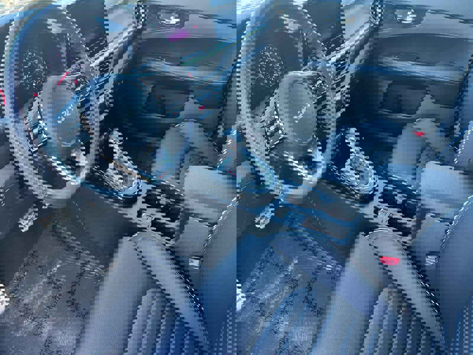 Used 2023 Kia Forte GT-Line w/ GT-Line Premium Package image 12