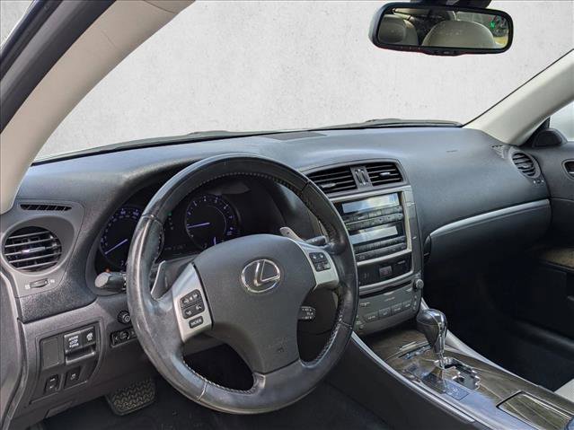 Used 2012 Lexus IS 250C w/ Luxury Pkg image 10