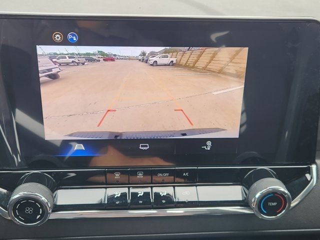 Used 2025 Chevrolet Colorado W/T w/ WT Custom Package image 6