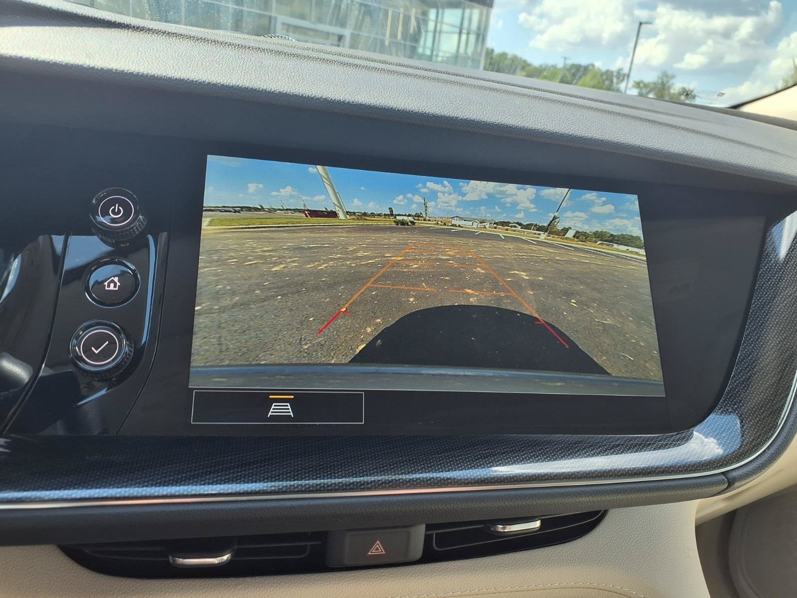 Used 2023 Buick Envision Essence AWD/4WD image 7