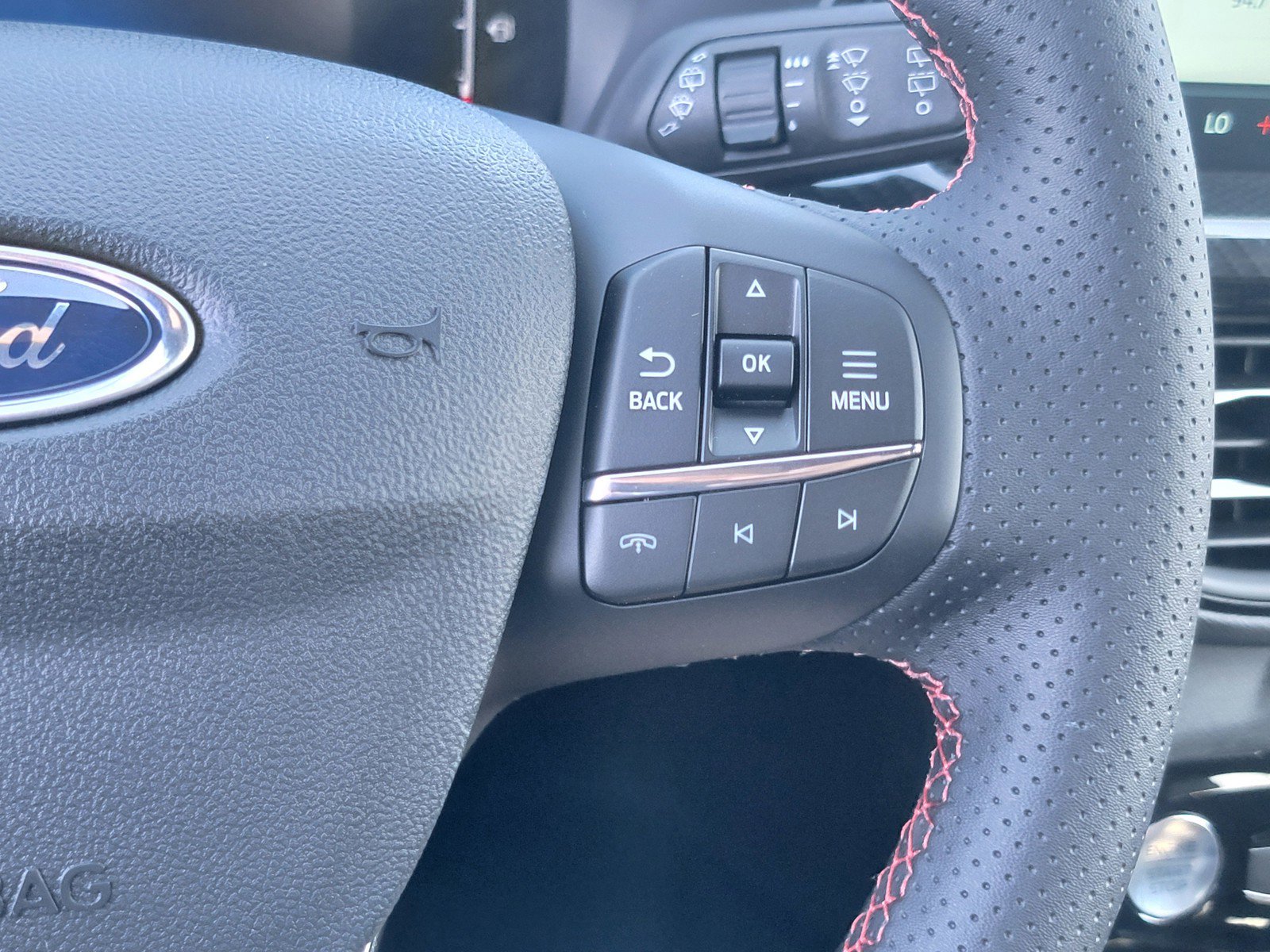 New 2025 Ford Escape ST-Line w/ Tech Pack #1 image 26