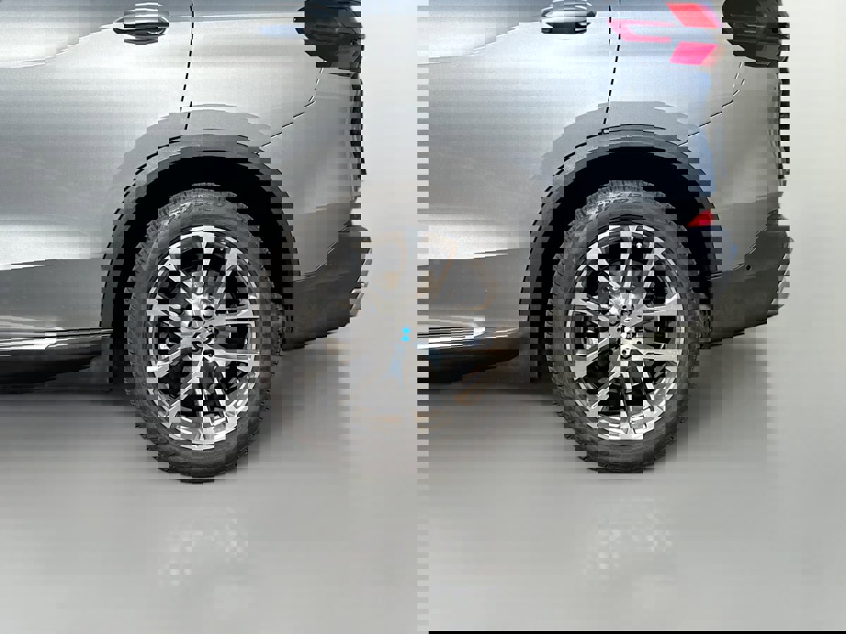 Used 2024 BMW X5 xDrive40i image 32