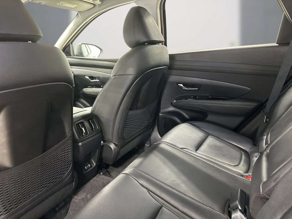 Certified 2026 Hyundai Tucson Limited AWD/4WD image 16