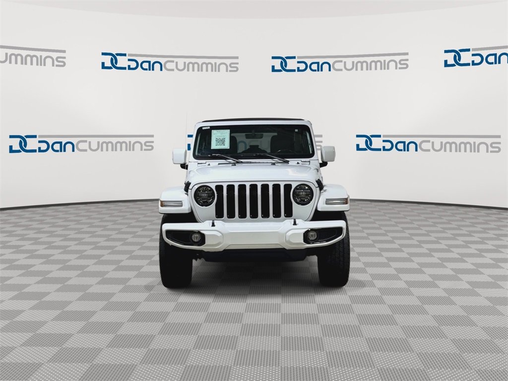Used 2021 Jeep Wrangler Unlimited Sahara image 3
