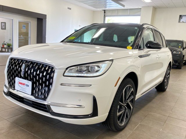 New 2025 Lincoln Corsair Grand Touring w/ Equipment Group 301A AWD/4WD image 4