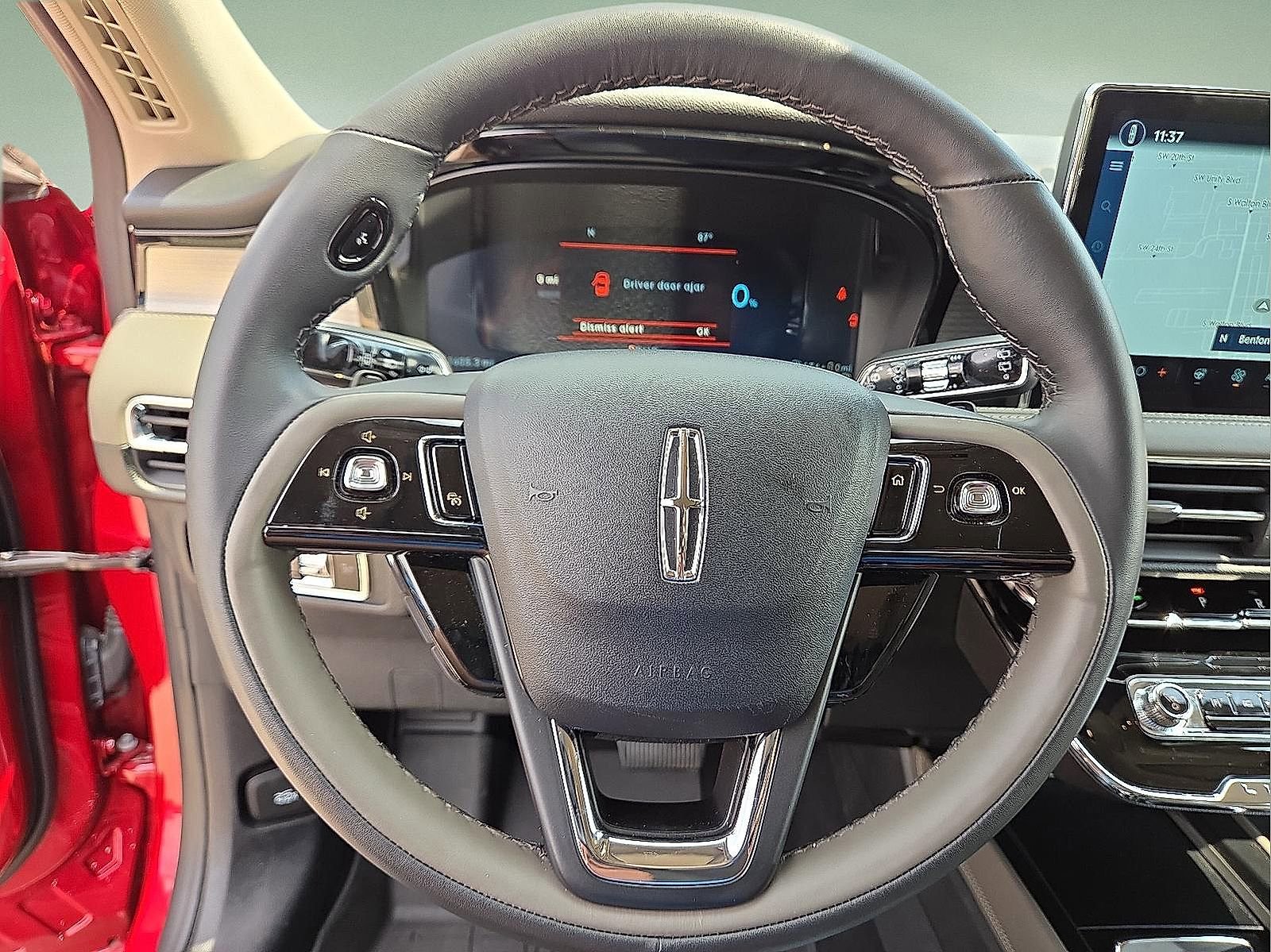 New 2025 Lincoln Corsair Grand Touring w/ Equipment Group 301A AWD/4WD image 24