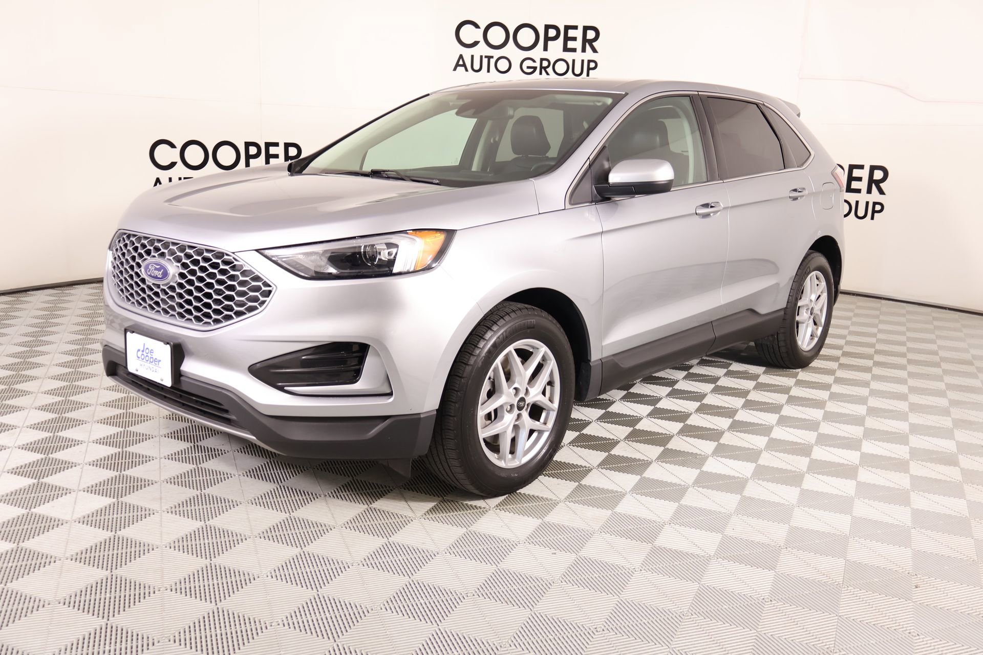 Used 2024 Ford Edge SEL image 10