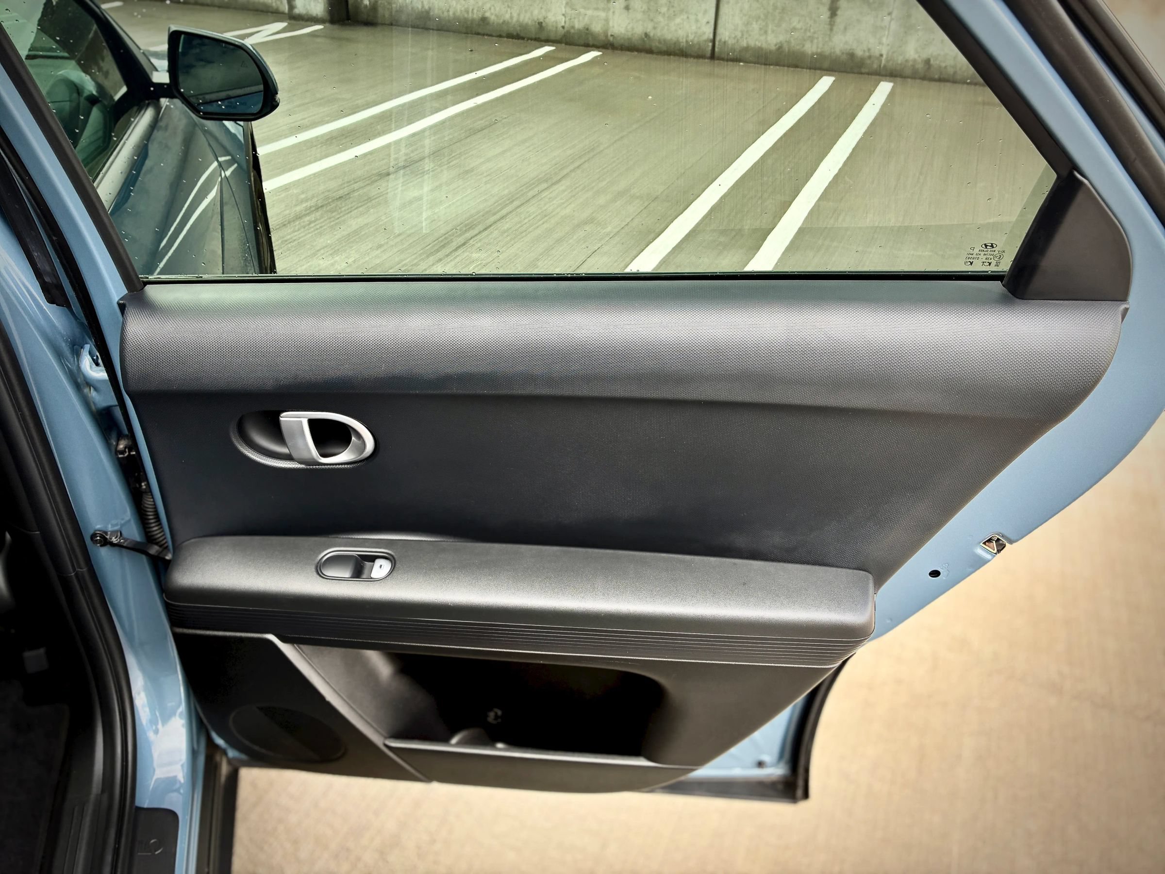 Used 2024 Hyundai Ioniq 5 SE RWD image 34