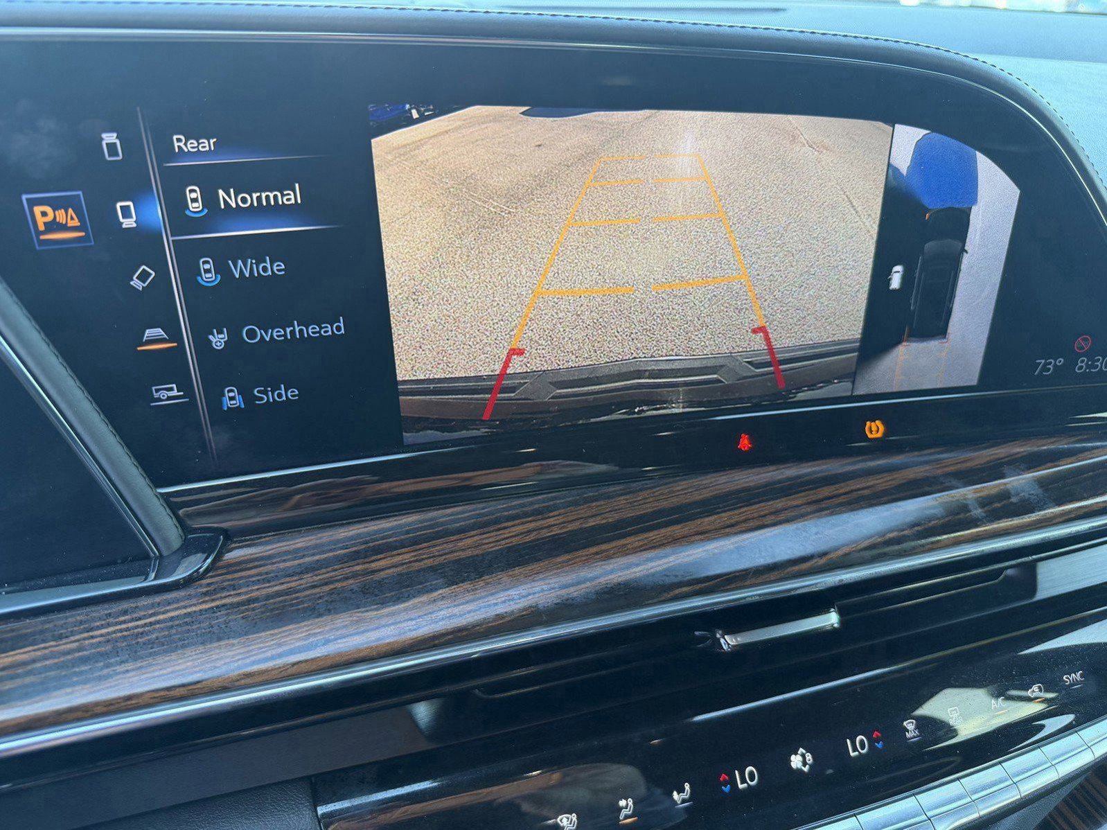 Used 2021 Cadillac Escalade Luxury image 24