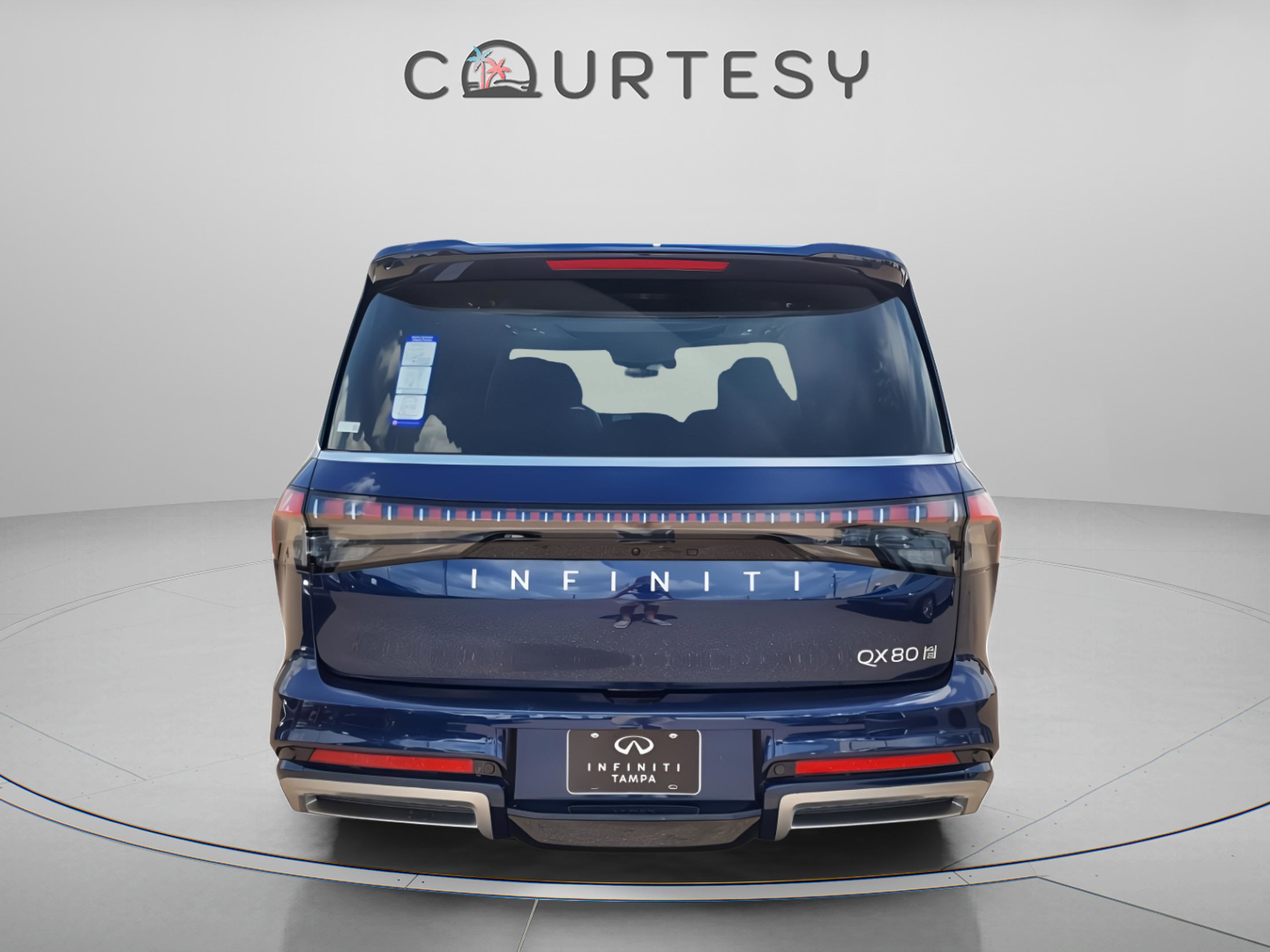 Certified 2025 INFINITI QX80 Sensory image 5