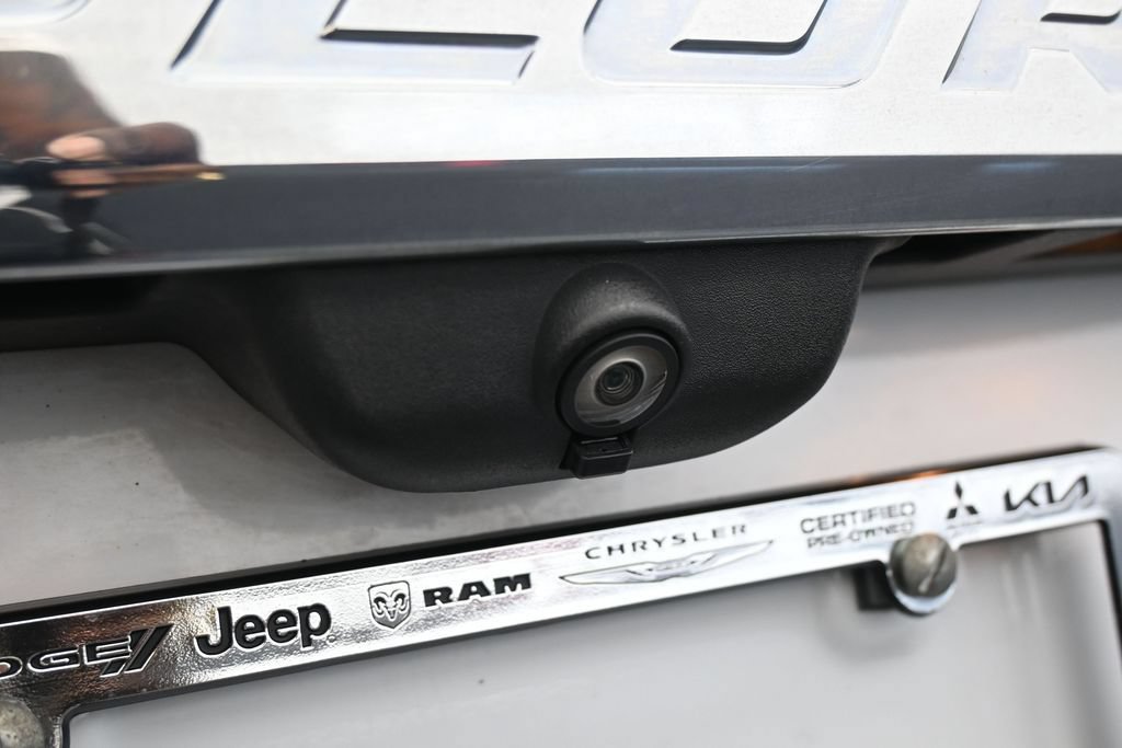 Used 2020 Ford Explorer XLT RWD image 32