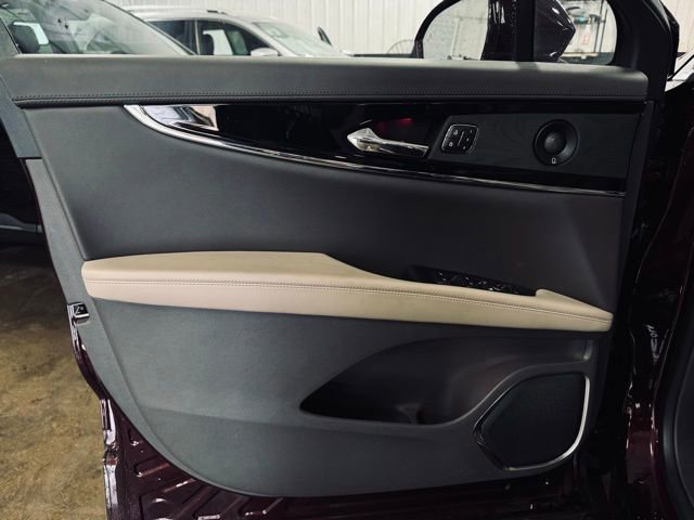 Used 2022 Lincoln Nautilus Reserve image 15