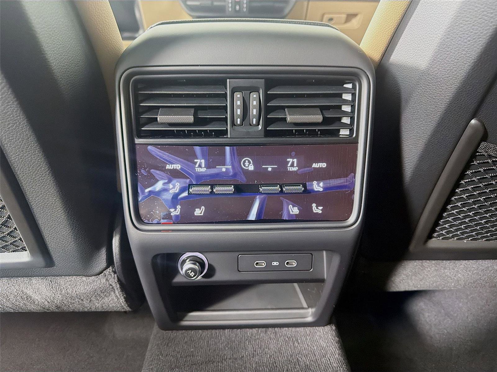 New 2026 Porsche Cayenne image 21