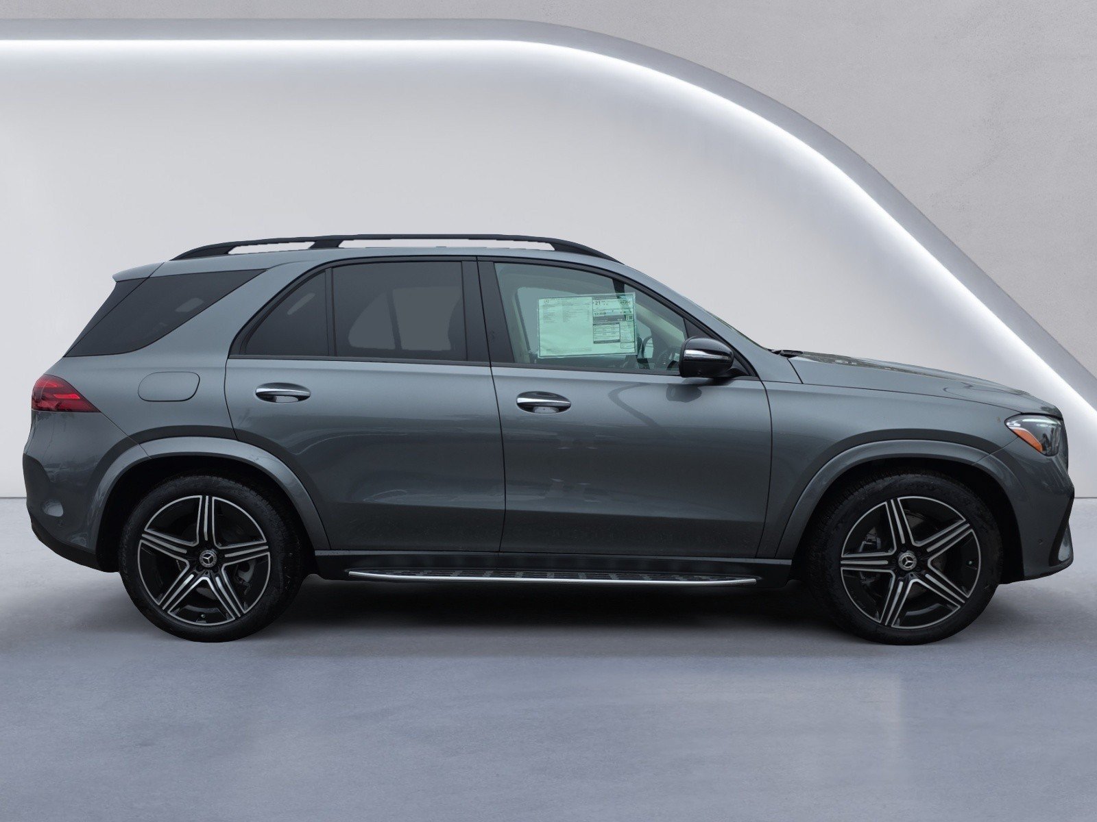 New 2026 Mercedes-Benz GLE 450 4MATIC image 3