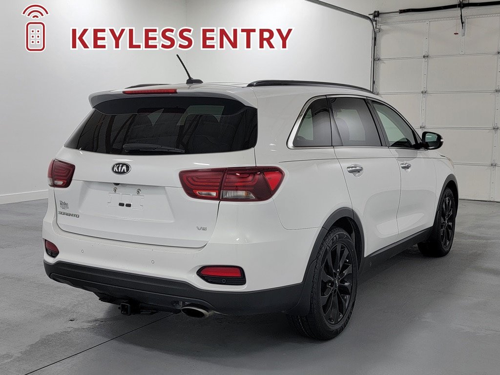 Used 2020 Kia Sorento S FWD image 9