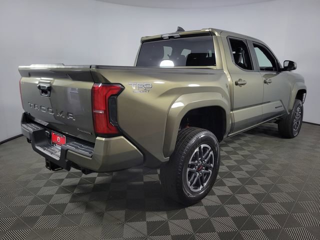Used 2025 Toyota Tacoma TRD Sport image 8