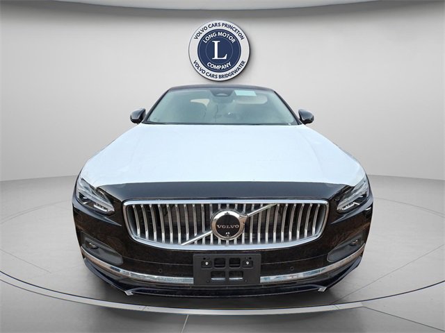 New 2025 Volvo S90 B6 Plus image 2