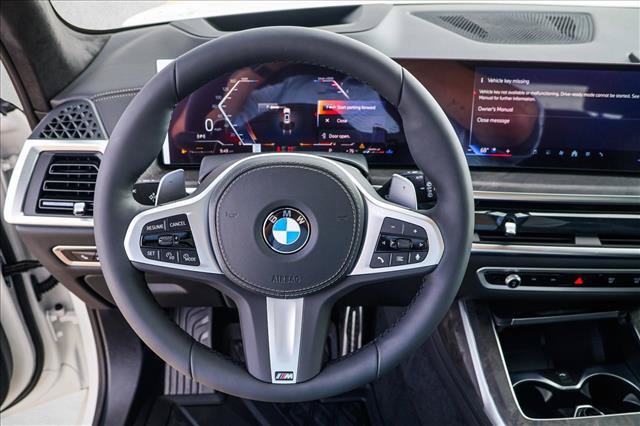 New 2027 BMW X7 xDrive40i w/ M Sport Package AWD/4WD image 13