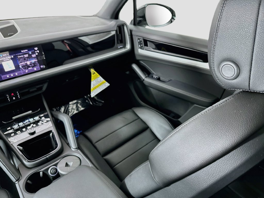 New 2026 Porsche Cayenne S AWD/4WD image 26