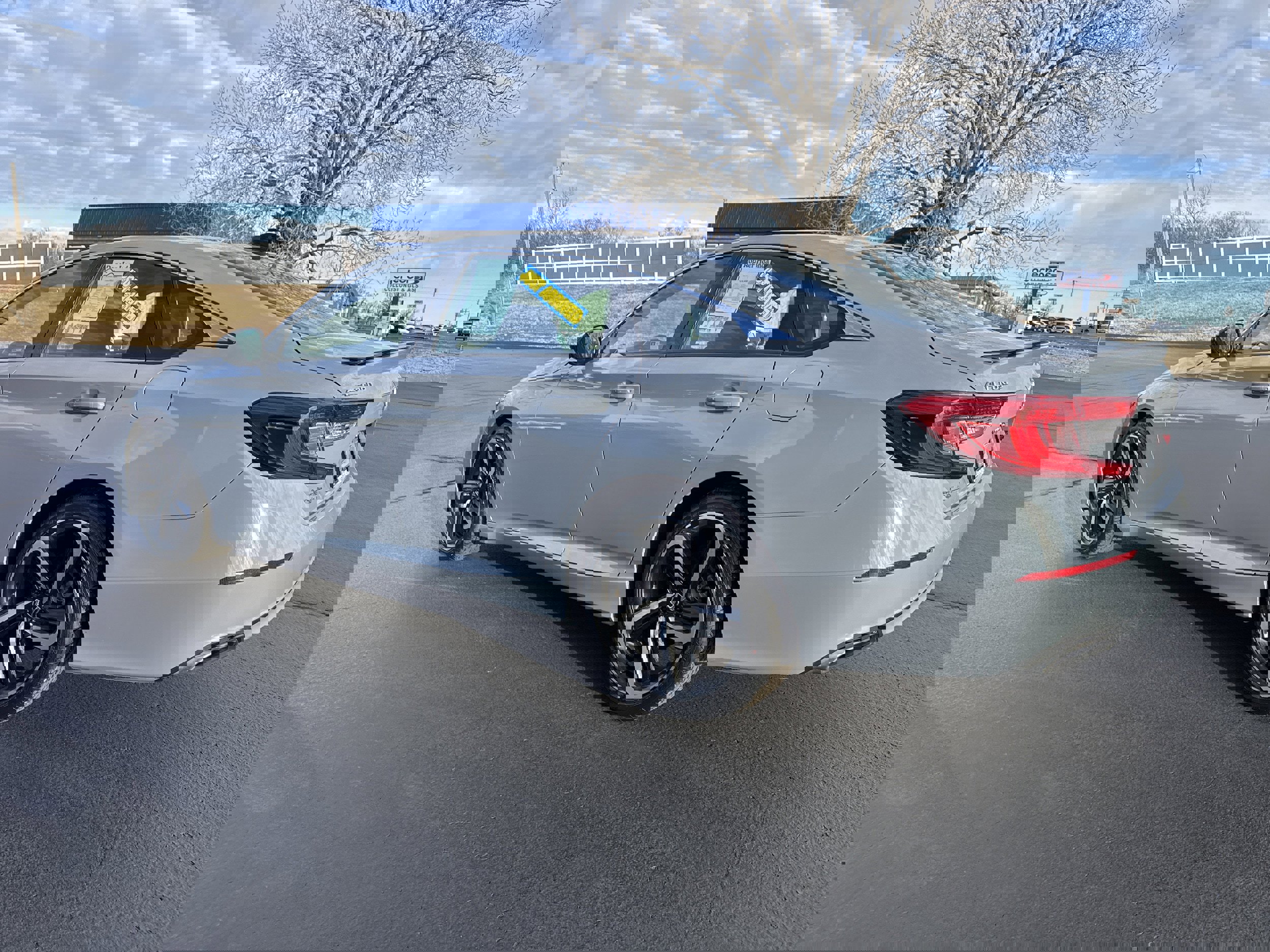 Used 2022 Honda Accord Sport image 3