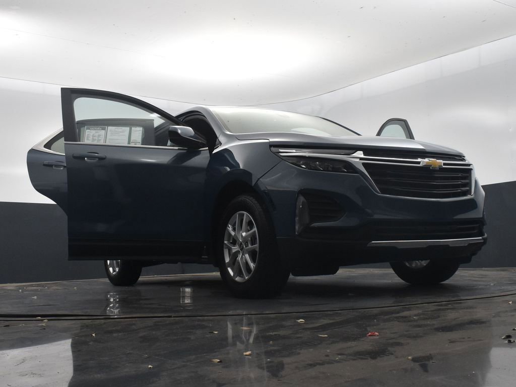 Used 2024 Chevrolet Equinox LT image 25