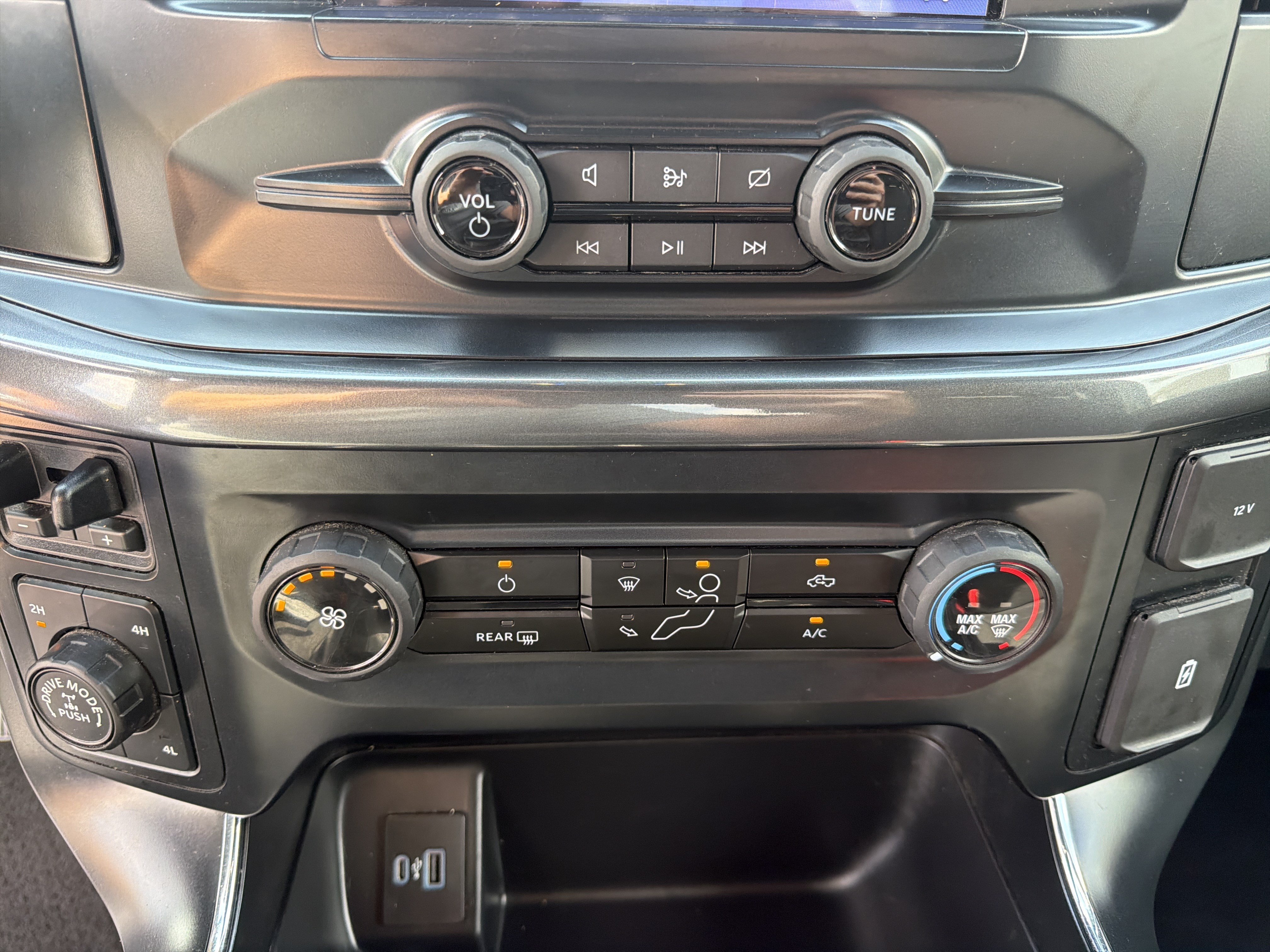Certified 2023 Ford F150 XL w/ STX Appearance Package AWD/4WD image 39