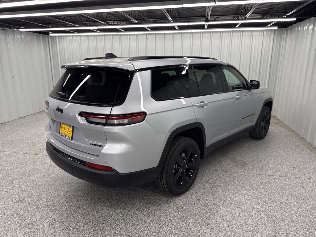 New 2025 Jeep Grand Cherokee L Limited w/ Black Appearance Package AWD/4WD image 6