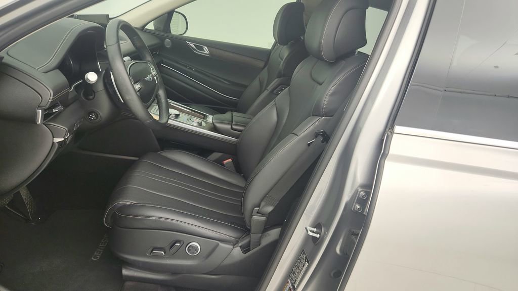 Used 2024 Genesis GV80 2.5T image 15