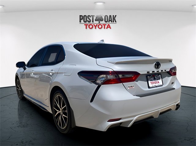 Used 2023 Toyota Camry SE image 5