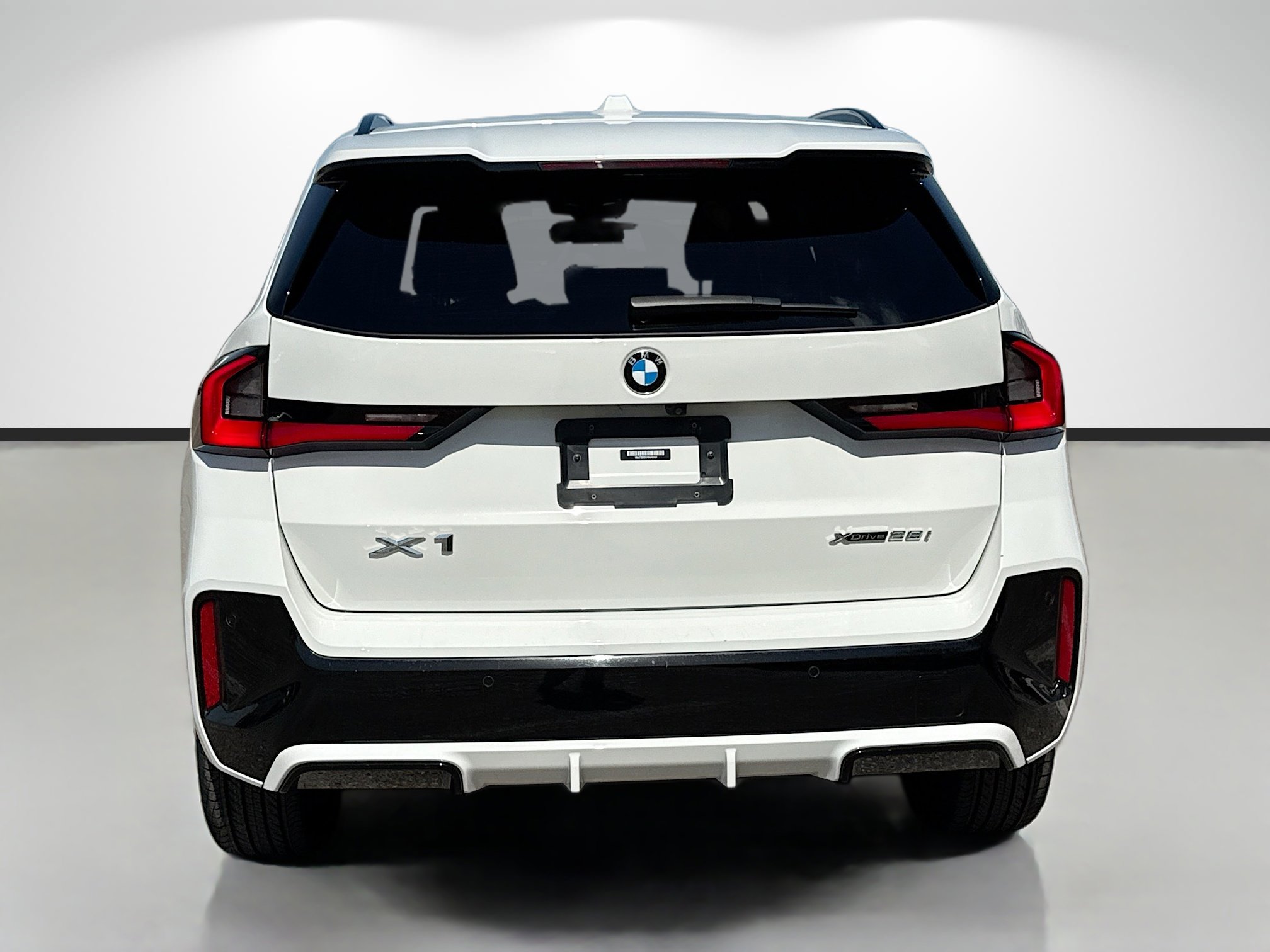 Used 2023 BMW X1 xDrive28i image 4