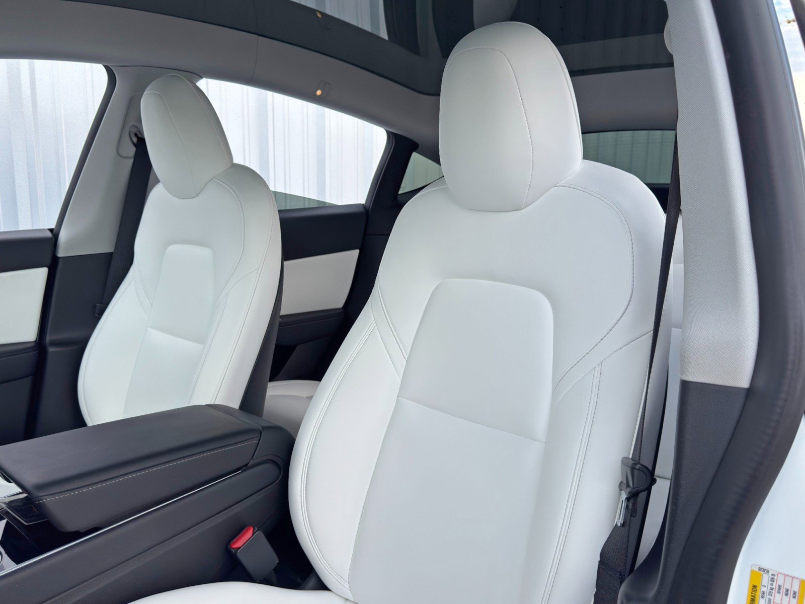 Used 2020 Tesla Model Y Long Range image 40