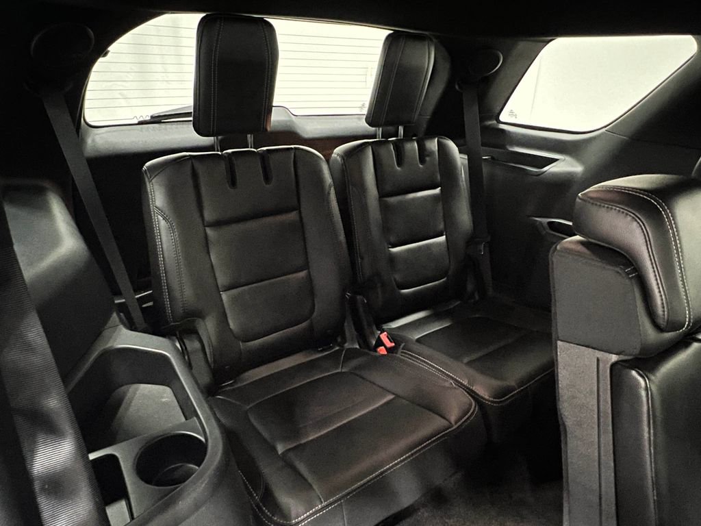 Used 2018 Ford Explorer Limited w/ Equipment Group 301A image 34