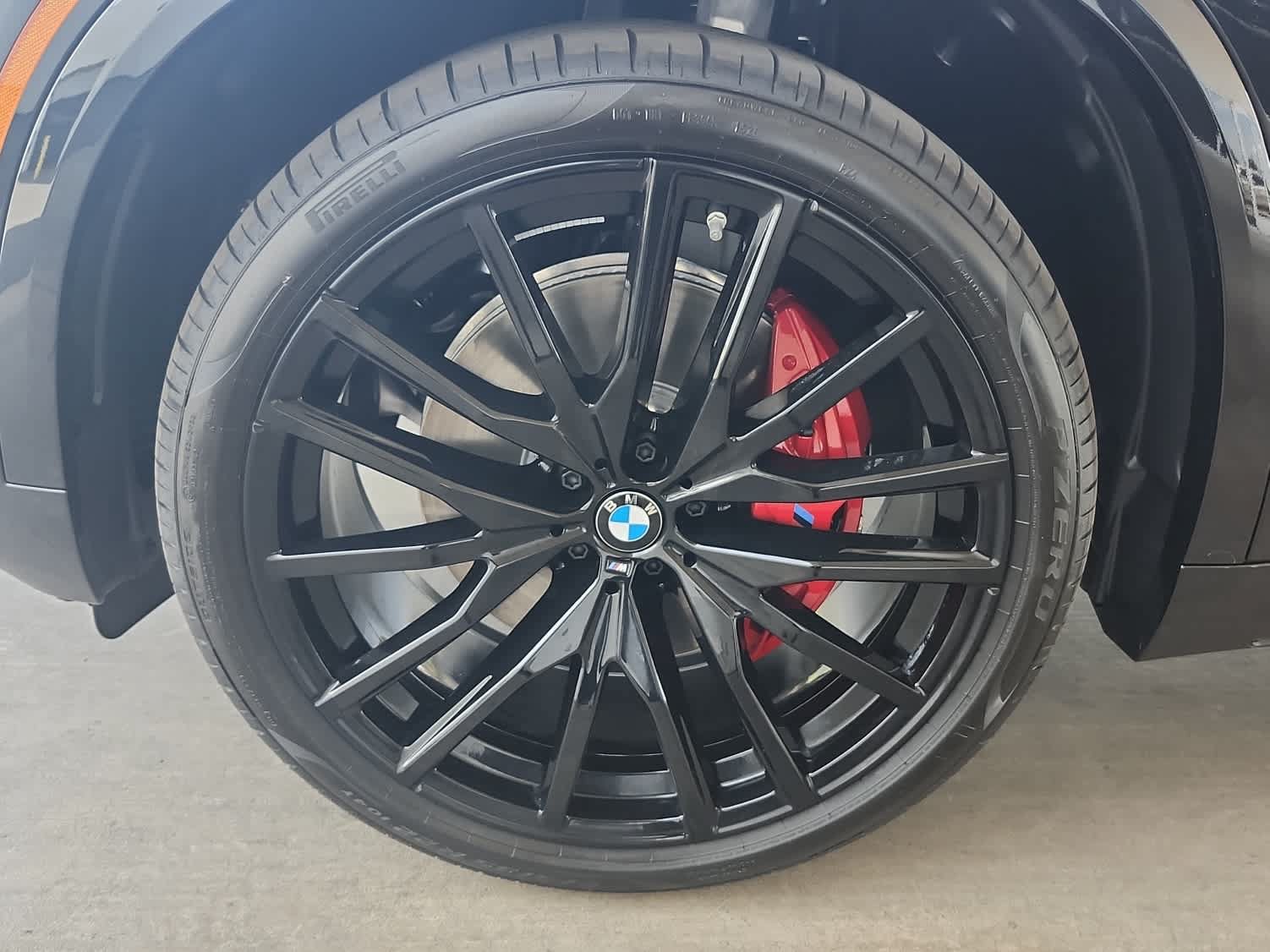 New 2026 BMW X5 xDrive40i w/ M Sport Package AWD/4WD image 7