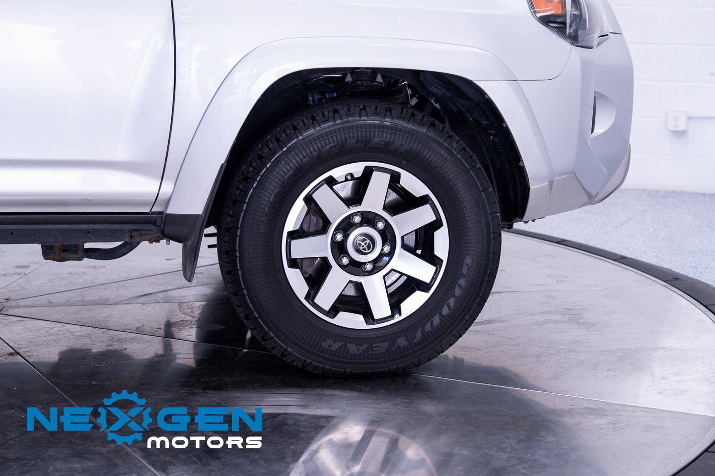 Used 2019 Toyota 4Runner TRD Off-Road Premium image 51